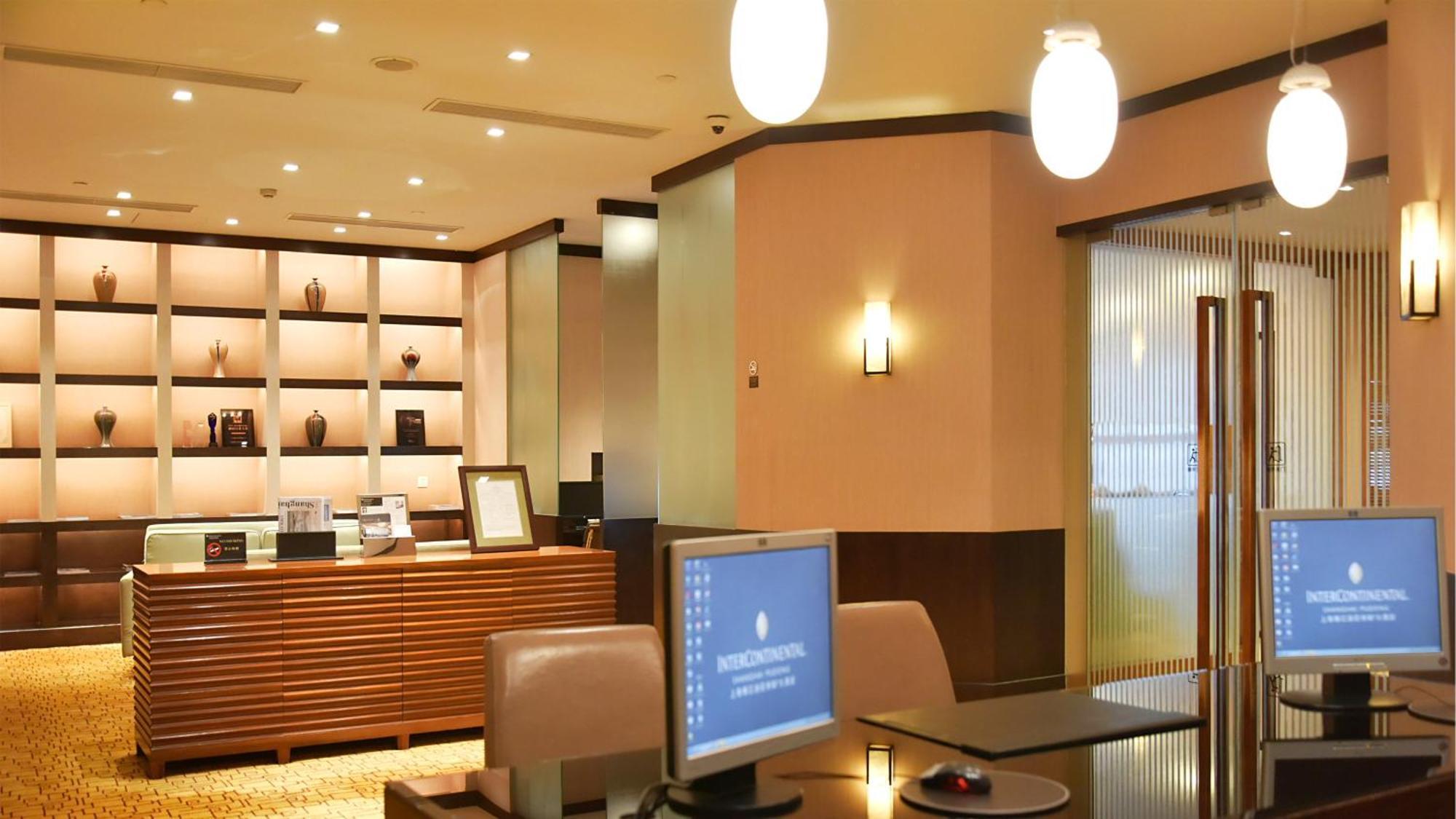 Intercontinental Shanghai Pudong By Ihg Exteriér fotografie
